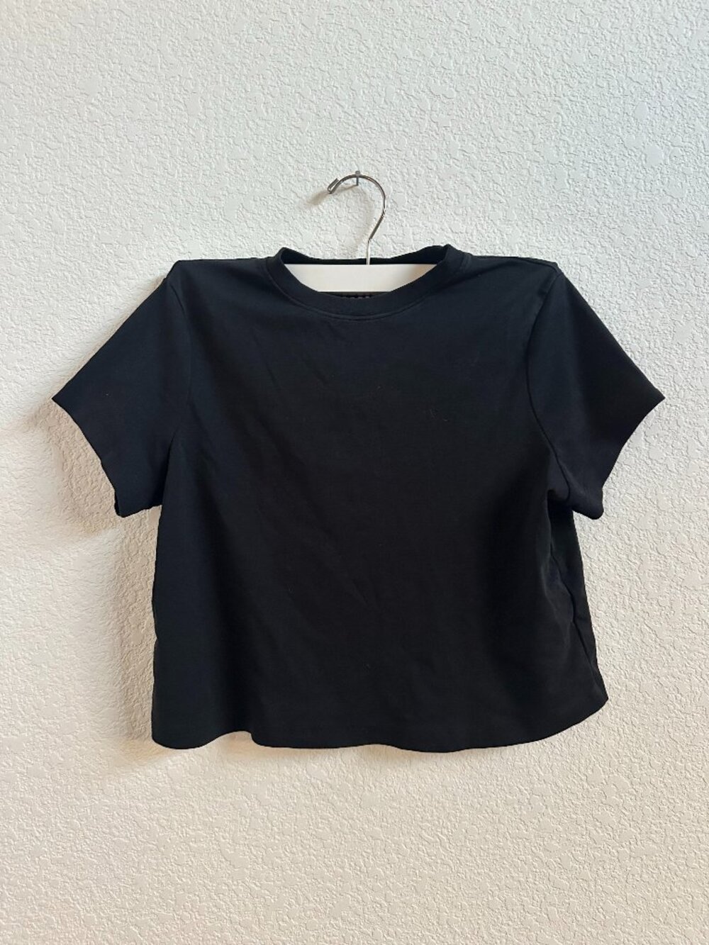 Boden Crew Neck Cropped Black T Shirt, Small